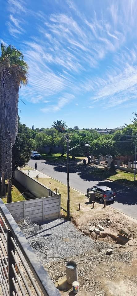 1 Bedroom Property for Sale in Table View Western Cape